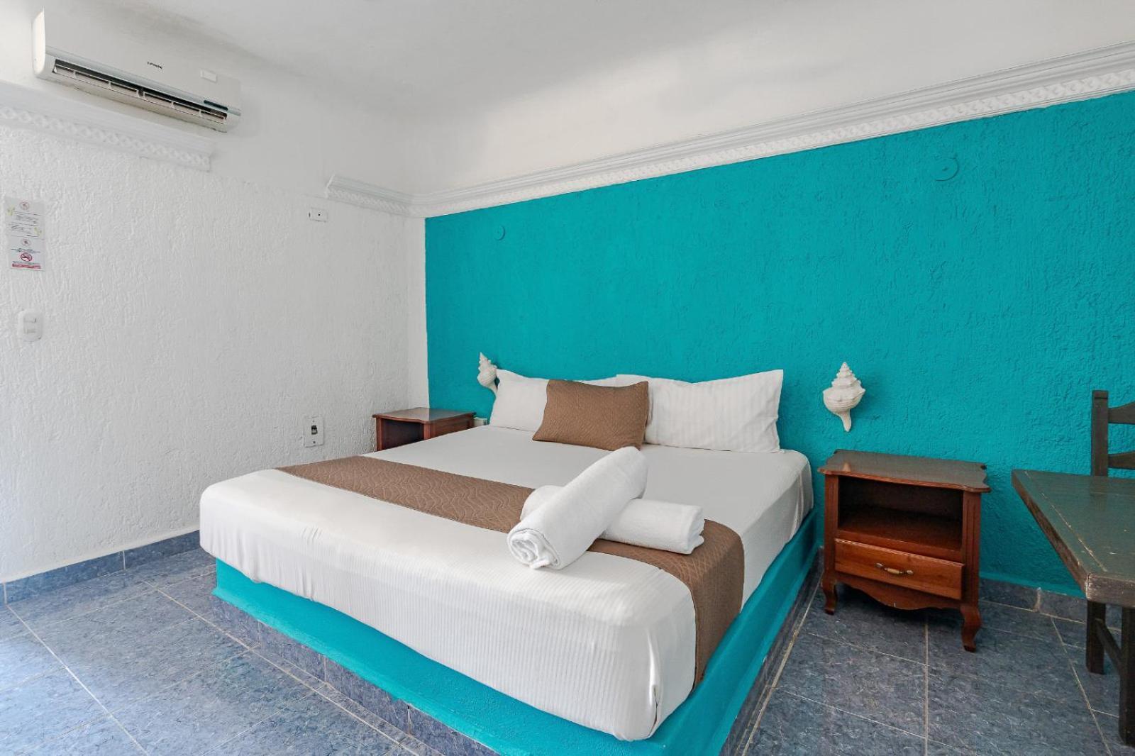 Mayan Art Hotel 10 Avenue Playa del Carmen Exterior photo